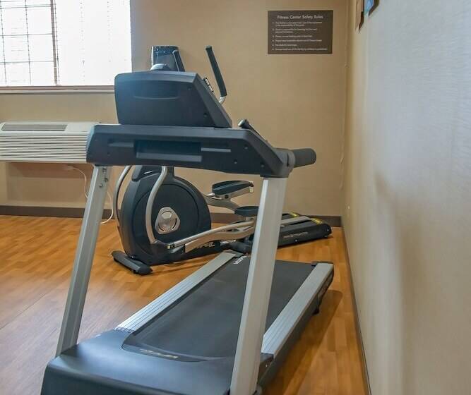 فندق Comfort Inn Near Ouabache State Park