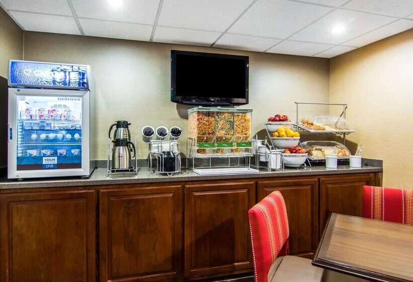 호텔 Comfort Inn Newport News Williamsburg East