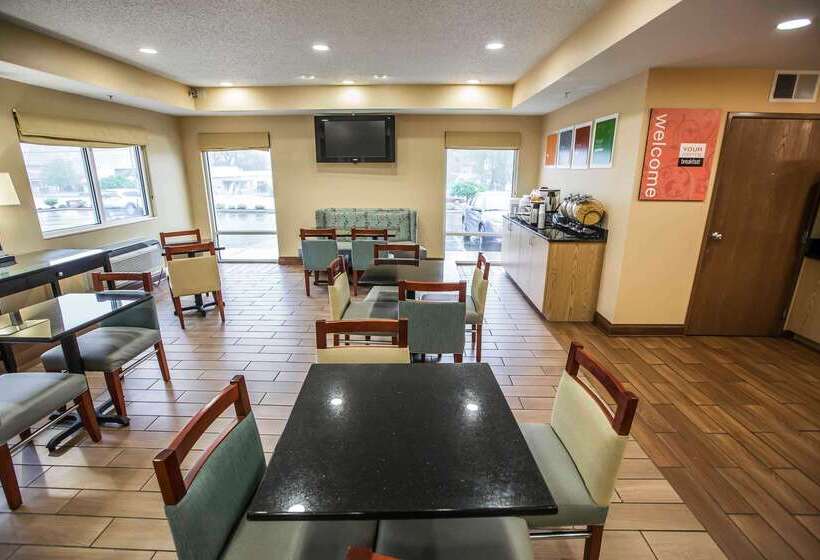 Отель Comfort Inn