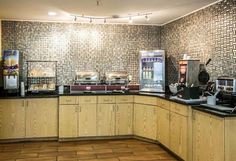 Отель Comfort Inn