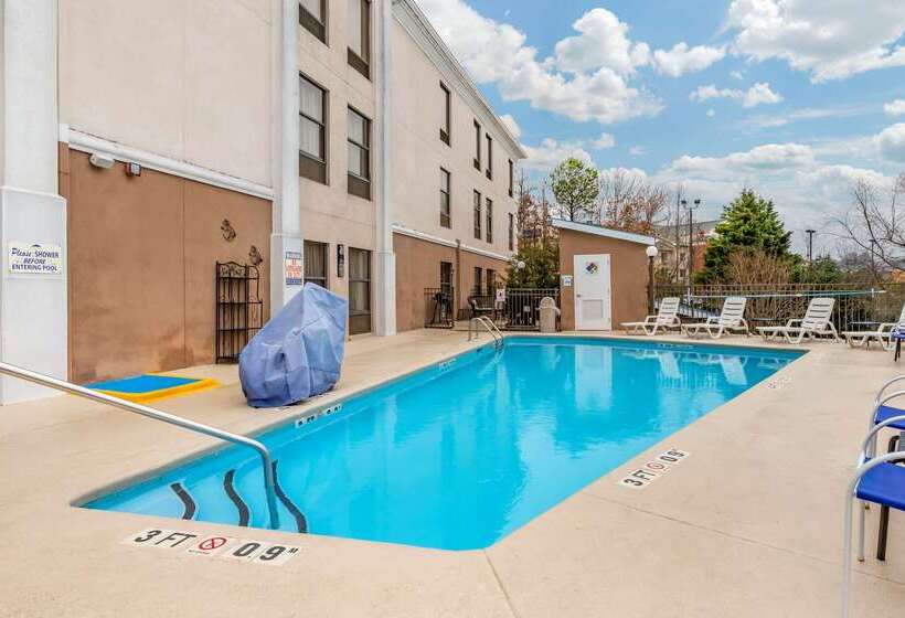 فندق Comfort Inn & Suites Asheboro East