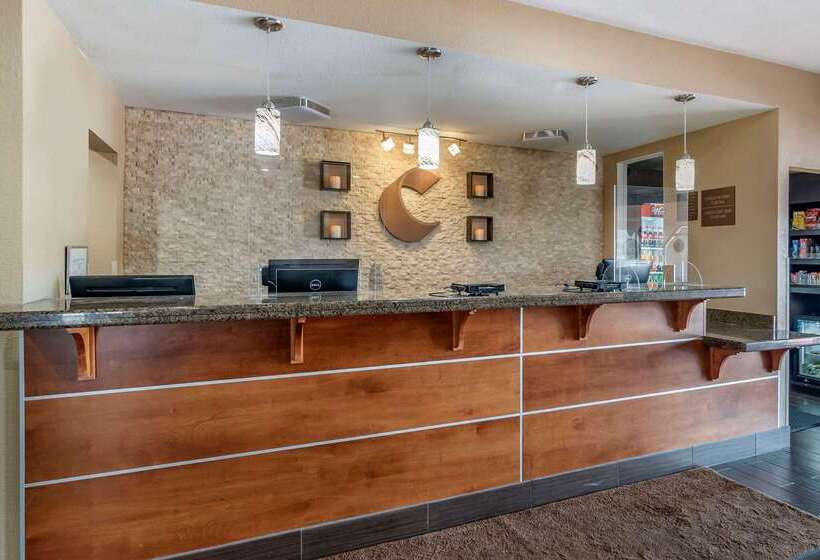 בית מלון כפרי Comfort Inn & Suites Junction City  Near Fort Riley