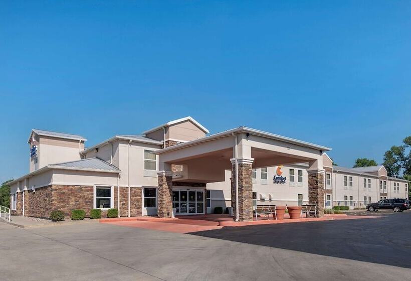 בית מלון כפרי Comfort Inn & Suites Junction City  Near Fort Riley