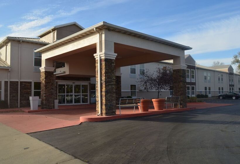 בית מלון כפרי Comfort Inn & Suites Junction City  Near Fort Riley