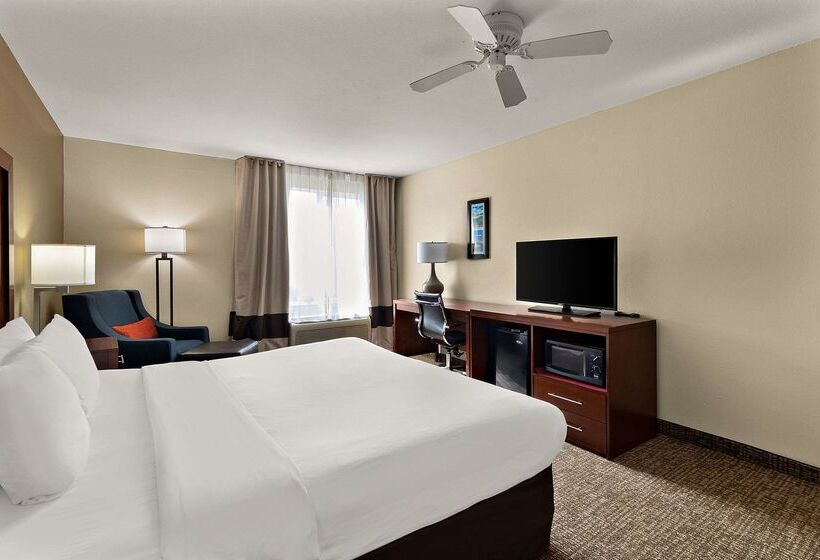 فندق Comfort Inn & Suites Sequoia Kings Canyon