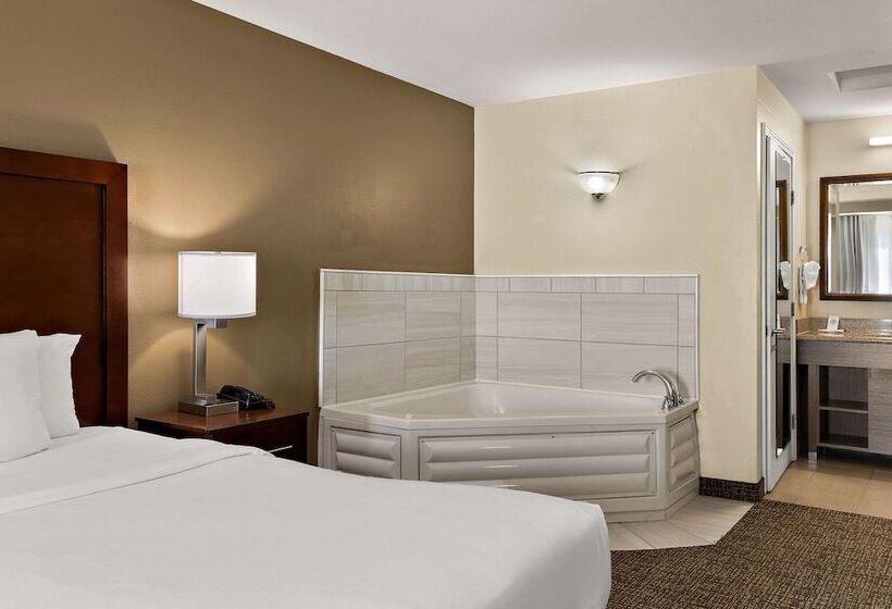 فندق Comfort Inn & Suites Sequoia Kings Canyon