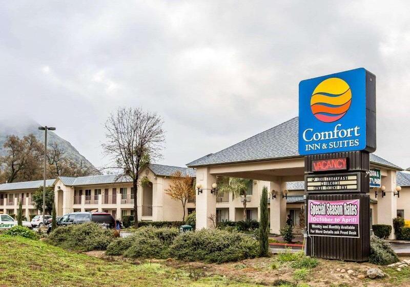 فندق Comfort Inn & Suites Sequoia Kings Canyon
