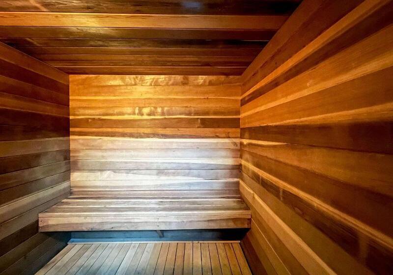 فندق Comfort Inn & Suites Sequoia Kings Canyon