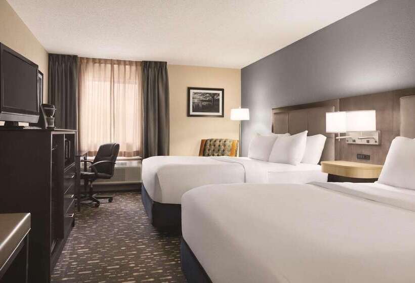 فندق Country Inn & Suites By Radisson, Auburn, In