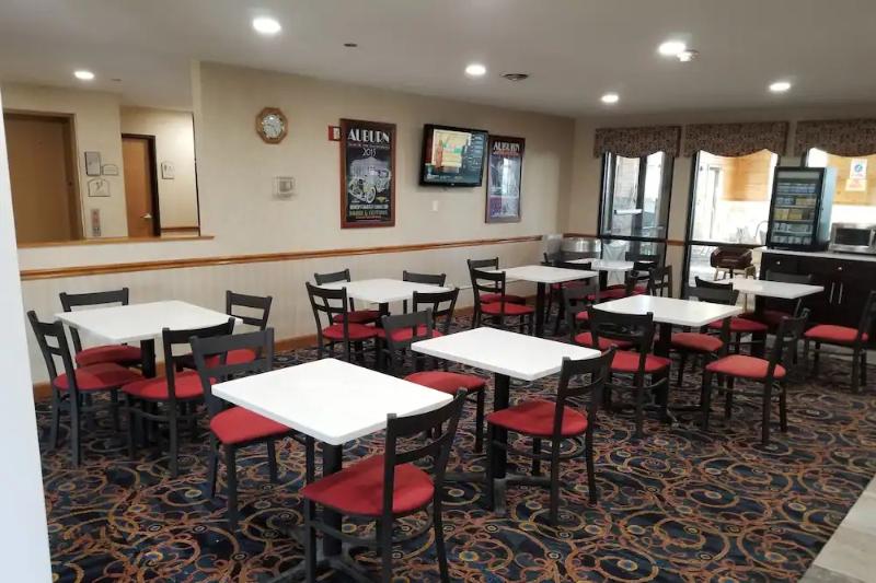 فندق Country Inn & Suites By Radisson, Auburn, In