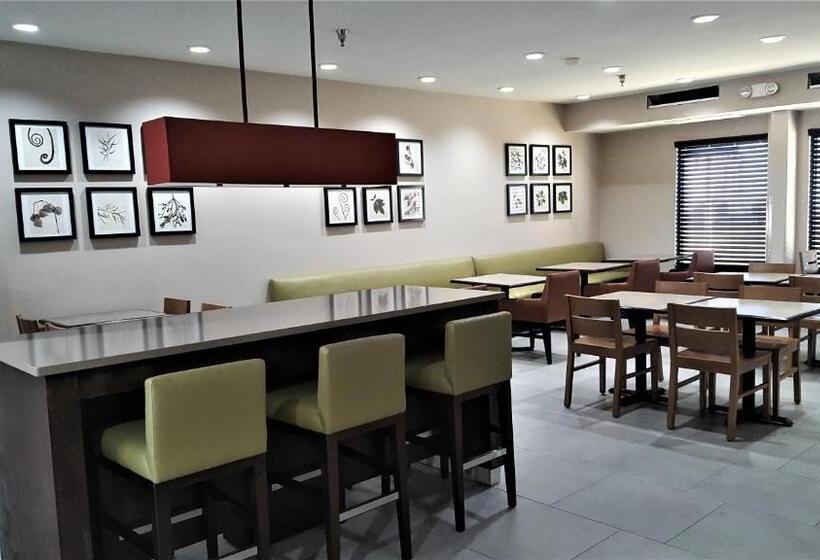 فندق Country Inn & Suites By Radisson, Bryant Little Rock , Ar