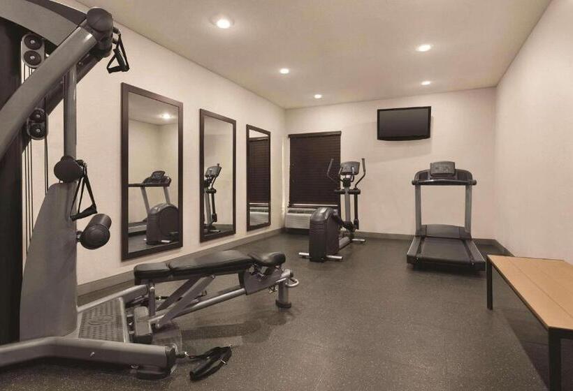 فندق Country Inn & Suites By Radisson, Bryant Little Rock , Ar