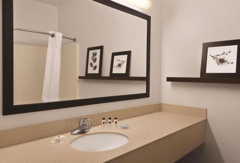 فندق Country Inn & Suites By Radisson, Bryant Little Rock , Ar