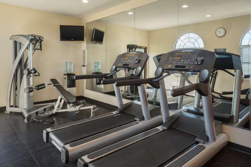 בית מלון כפרי Country Inn & Suites By Radisson, Greenfield, In