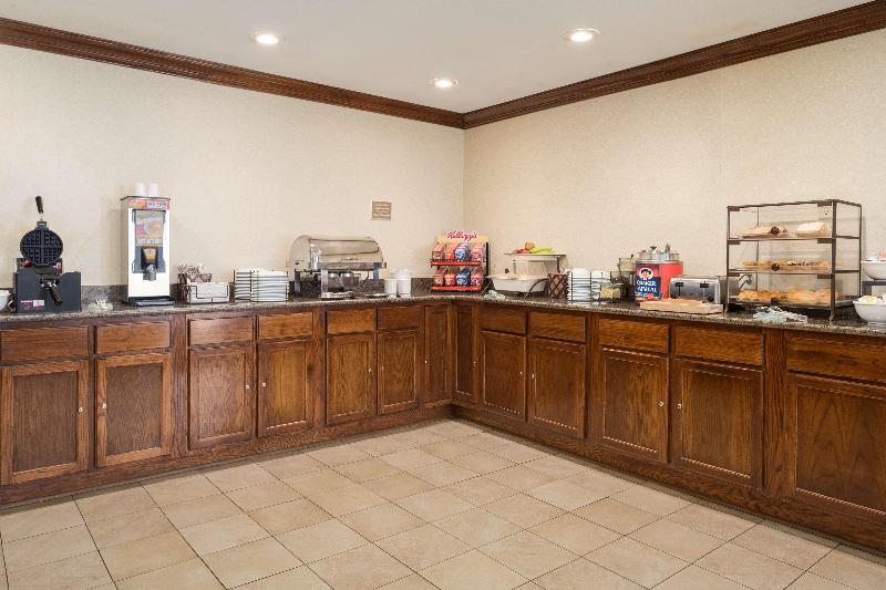 هتل Country Inn & Suites By Radisson, Greenfield, In