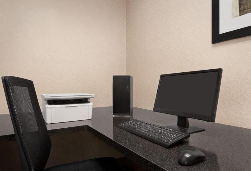 فندق Country Inn & Suites By Radisson Mt. Pleasantracine West Wi