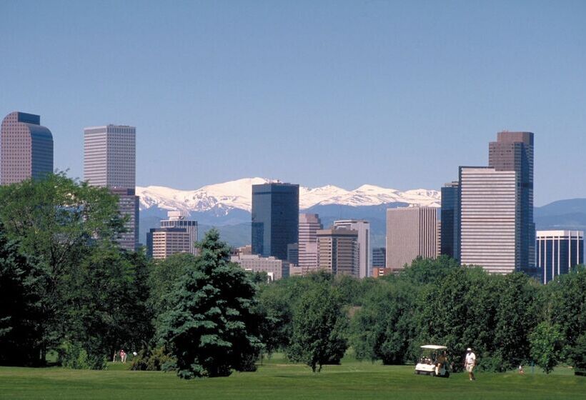 فندق Crowne Plaza Denver International Airport, An Ihg