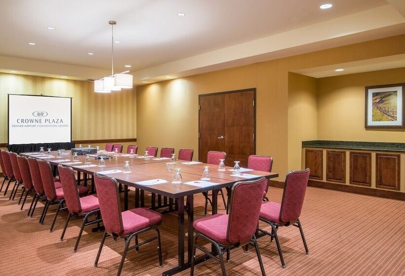 فندق Crowne Plaza Denver International Airport, An Ihg