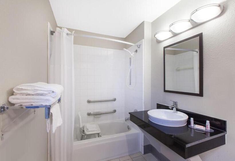 酒店 Days Inn By Wyndham Ennis