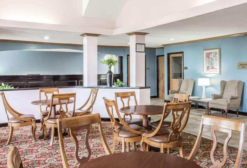 Отель Days Inn By Wyndham Selma