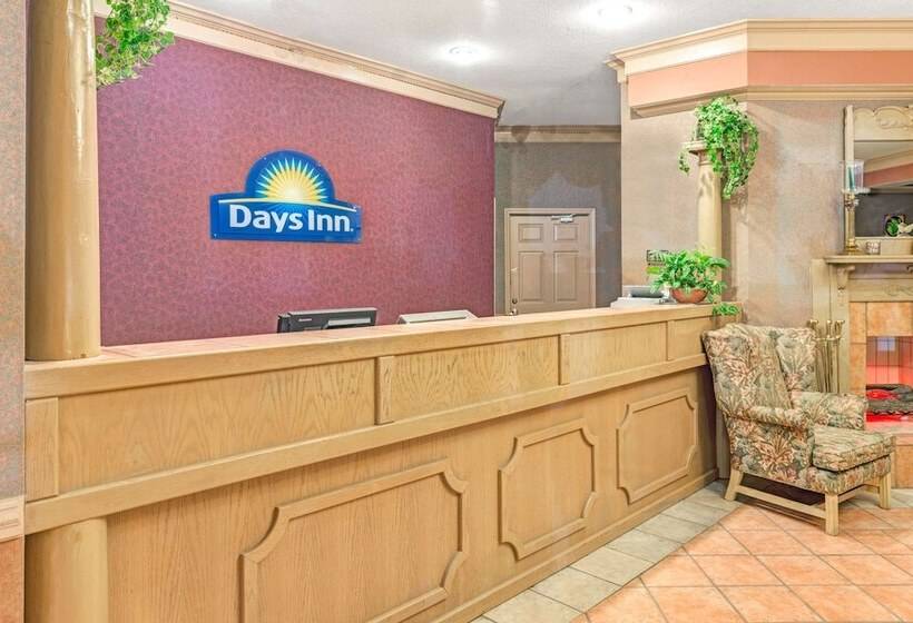 فندق Days Inn & Suites By Wyndham Osceola Ar