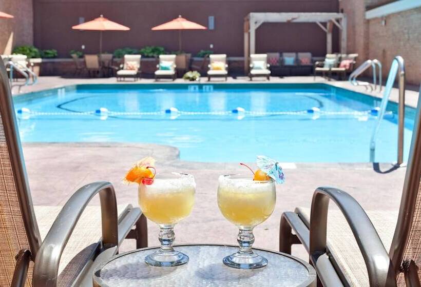 בית מלון כפרי Delamar Traverse City