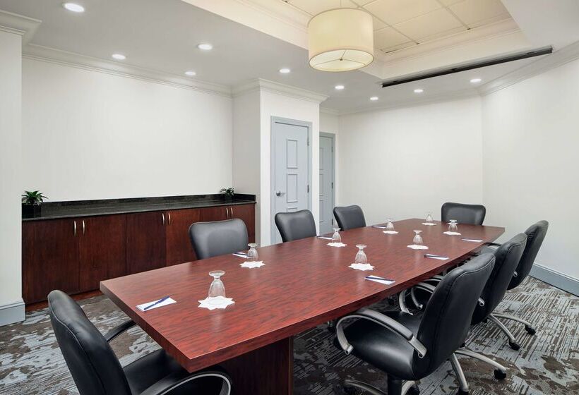 Doubletree By Hilton Hotel Rocky Mount