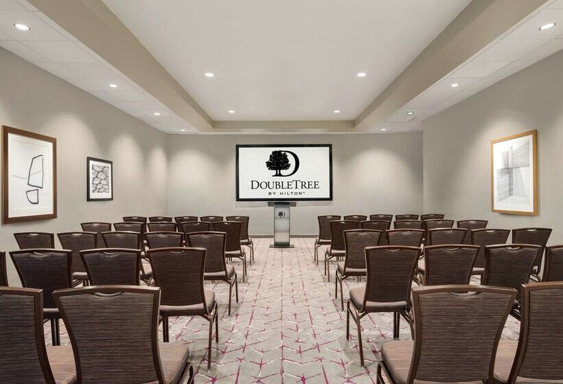 호텔 Doubletree By Hilton St. Paul East