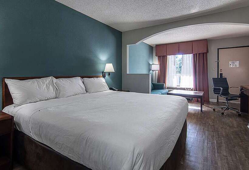 فندق Econo Lodge