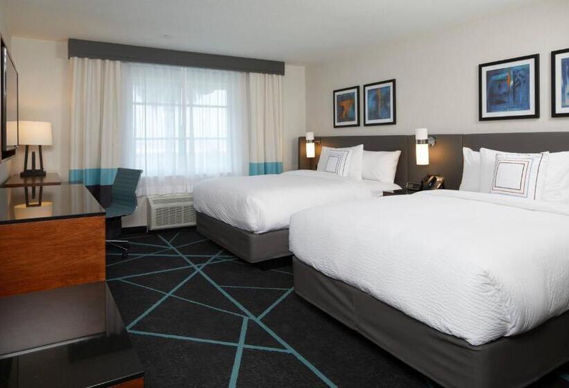 هتل Fairfield Inn & Suites By Marriott Camarillo