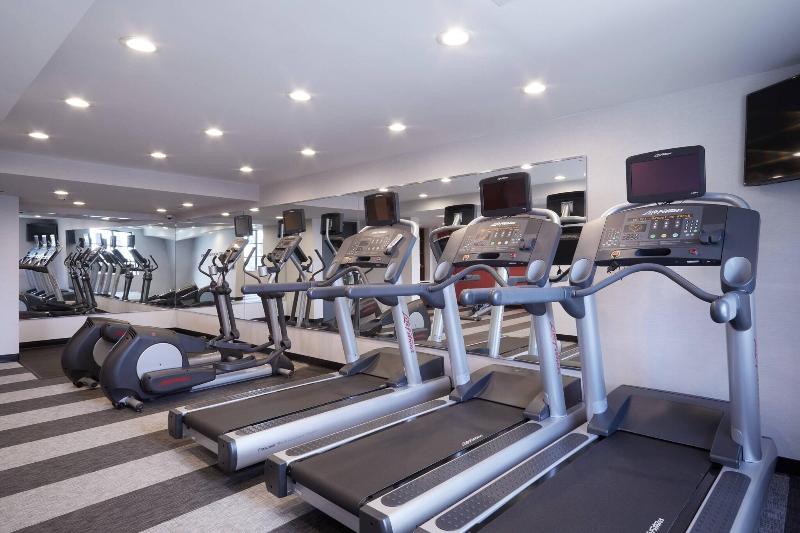 هتل Fairfield Inn & Suites By Marriott Camarillo
