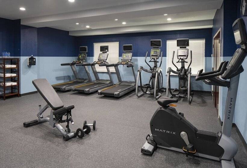 فندق Four Points By Sheraton Dallas Arlington Entertainment District