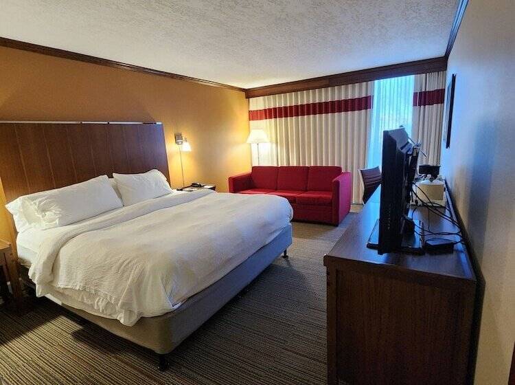 فندق Four Points By Sheraton Kansas City Airport