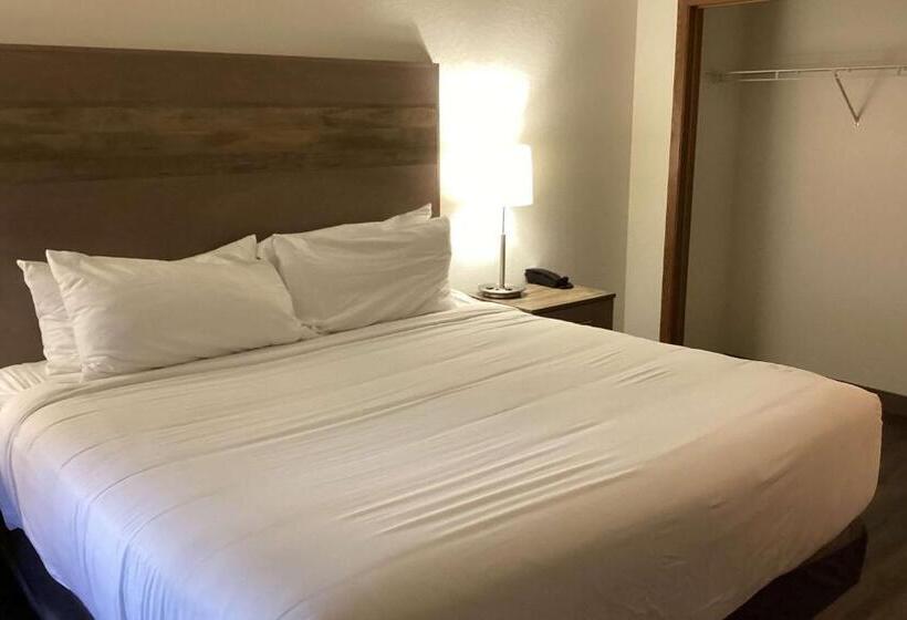 Links Bos Landen Hotel & Spa Of Pella, Trademark By Wyndham