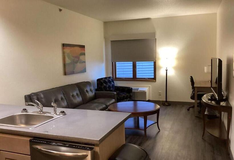 Links Bos Landen Hotel & Spa Of Pella, Trademark By Wyndham