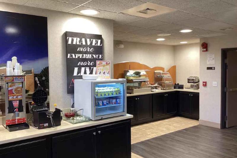 Links Bos Landen Hotel & Spa Of Pella, Trademark By Wyndham