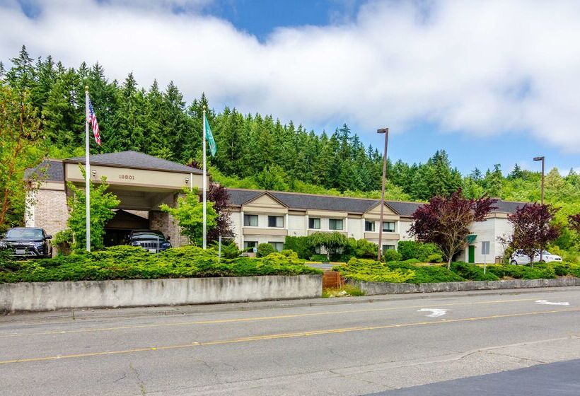 فندق Guesthouse Inn & Suites Poulsbo