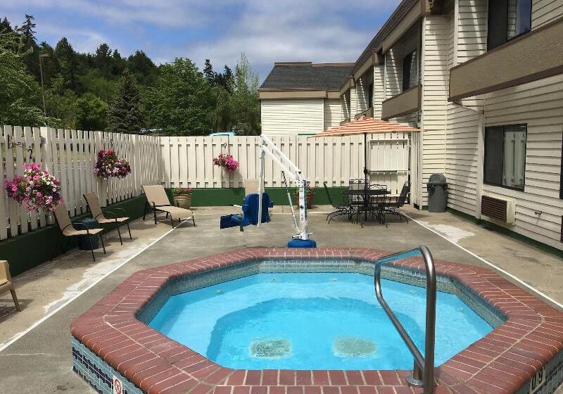 فندق Guesthouse Inn & Suites Poulsbo