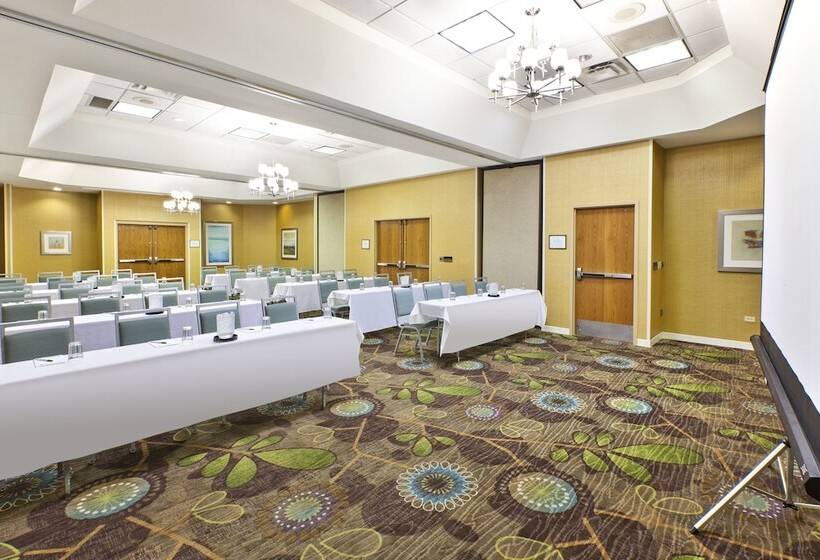 فندق Holiday Inn & Suites Bolingbrook, An Ihg