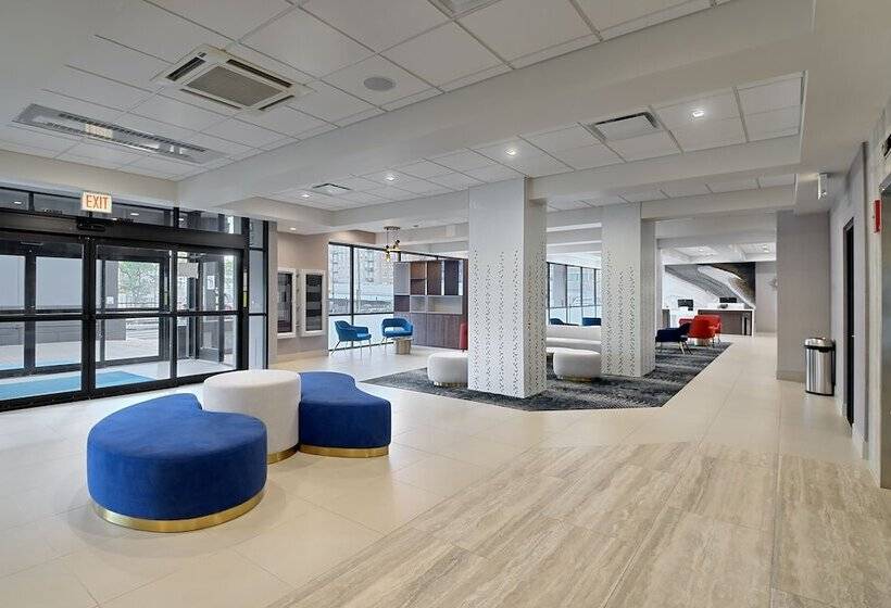 Holiday Inn Hotel & Suites Chicago   Downtown, An Ihg