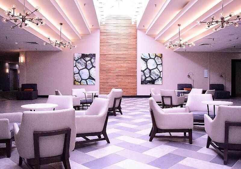 هتل Holiday Inn Alexandria   Downtown, An Ihg