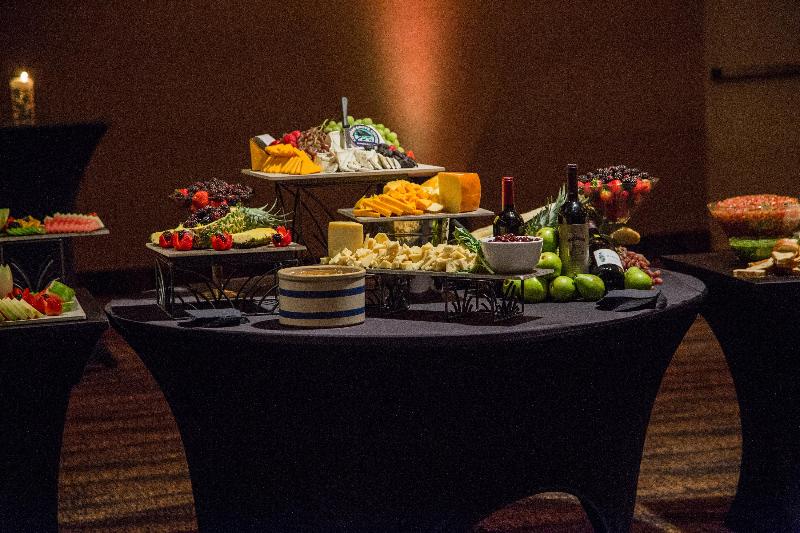 هتل Holiday Inn Des Moines Downtown Mercy Campus, An Ihg