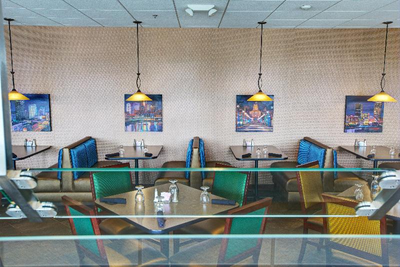 هتل Holiday Inn Des Moines Downtown Mercy Campus, An Ihg