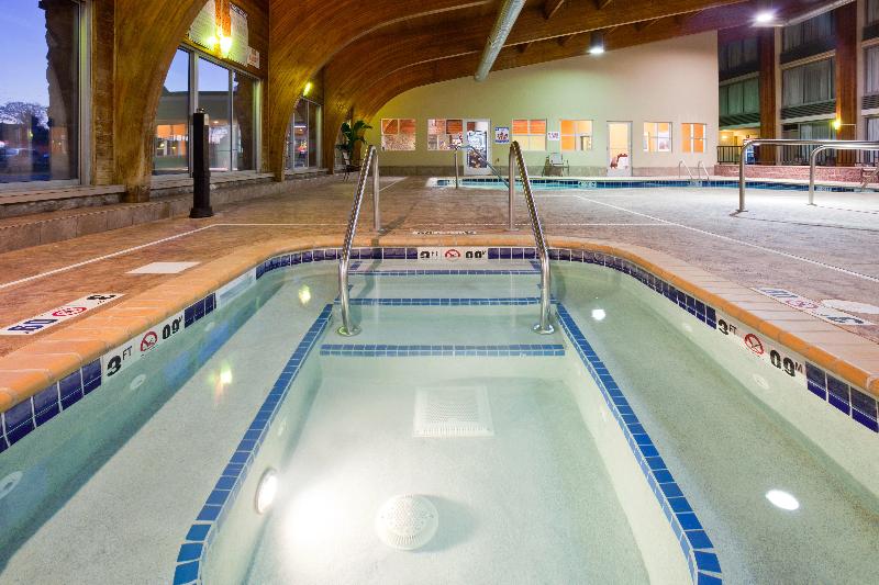 فندق Holiday Inn Detroit Lakes, An Ihg