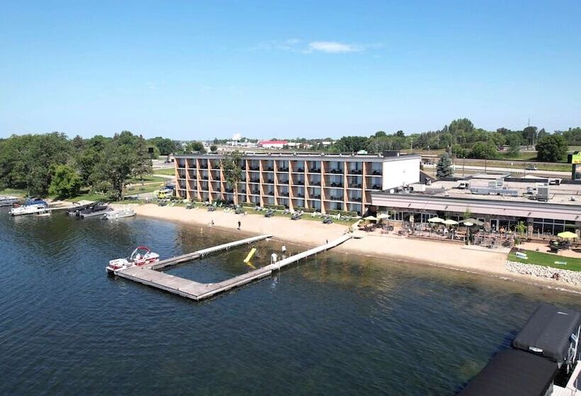 בית מלון כפרי Holiday Inn Detroit Lakes, An Ihg