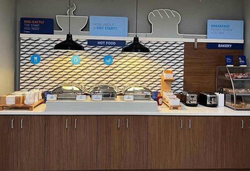 فندق Holiday Inn Express   Rensselaer, An Ihg