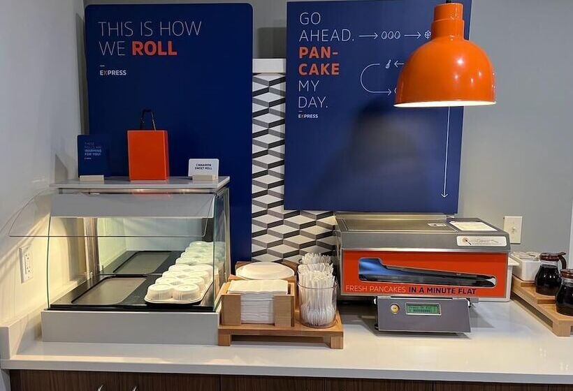 فندق Holiday Inn Express   Rensselaer, An Ihg