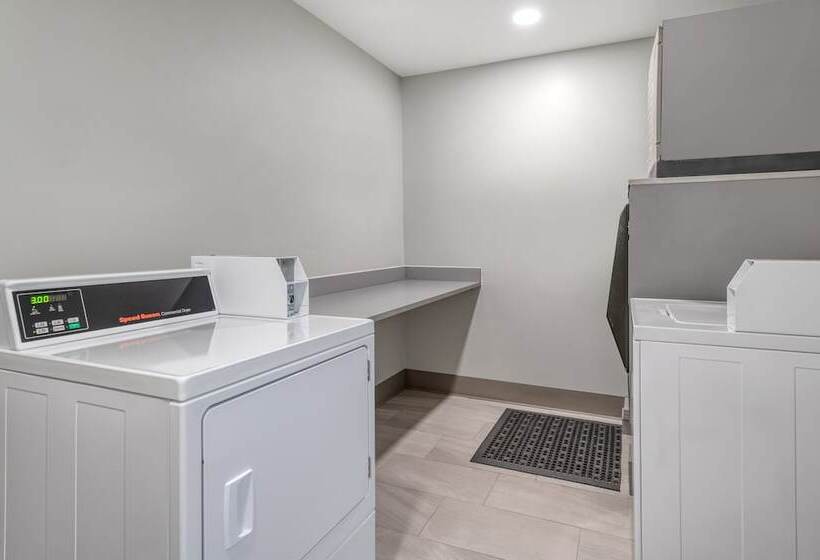 فندق Holiday Inn Express   Rensselaer, An Ihg