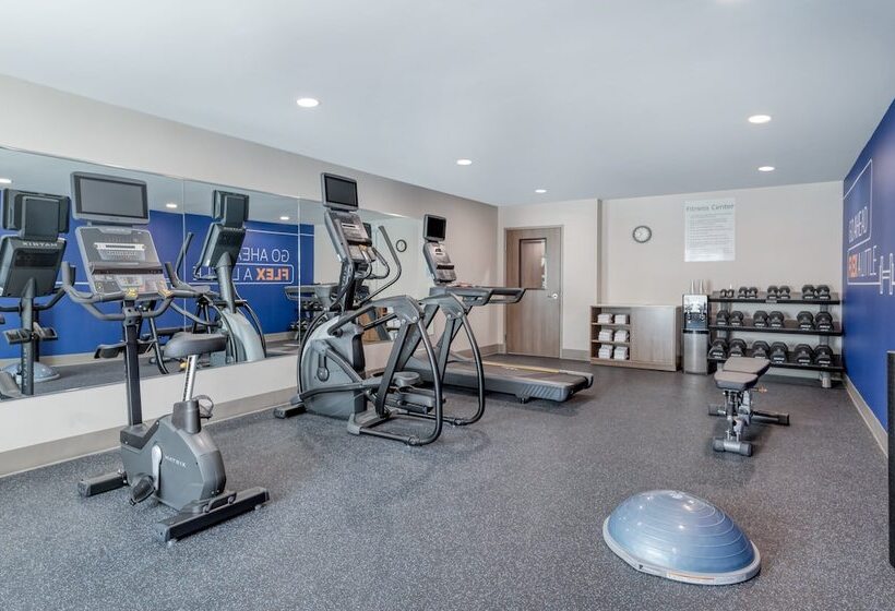 فندق Holiday Inn Express   Rensselaer, An Ihg