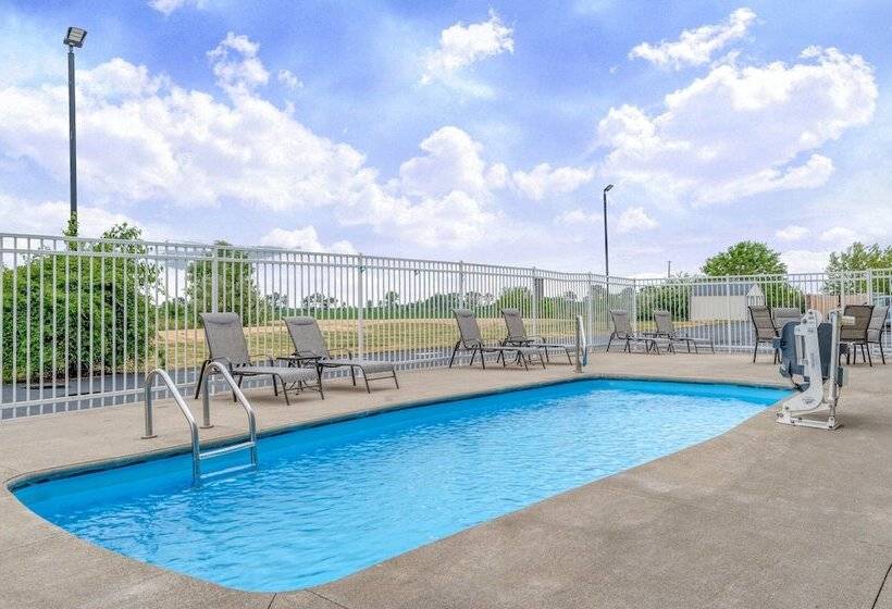 فندق Holiday Inn Express   Rensselaer, An Ihg